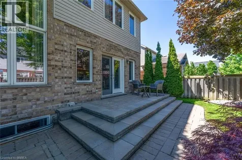 44 Mcqueen Drive Paris ON N3L 0A5