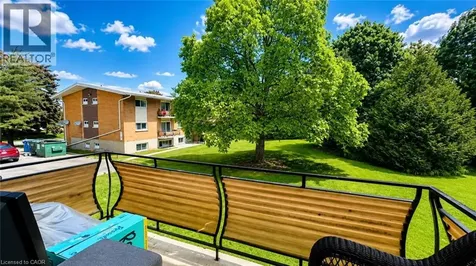 428 Barrie Place Waterloo ON N2L 3Z7