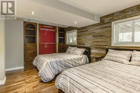 119 Timcourt Drive Tiny ON L9M 0B9