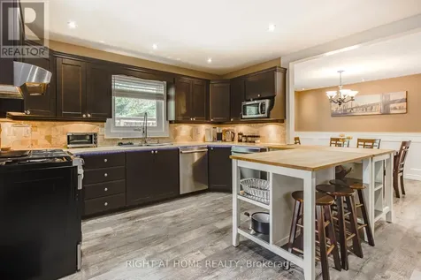 119 Timcourt Drive Tiny ON L9M 0B9