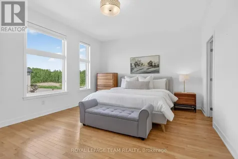 154 Winterhaven Drive Ottawa ON K1W 0P1