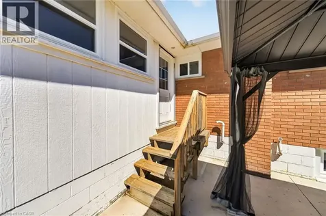 830 Garth Street Hamilton ON L9C 4K5