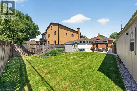 830 Garth Street Hamilton ON L9C 4K5