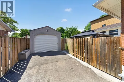 830 Garth Street Hamilton ON L9C 4K5