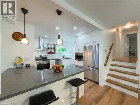1324 Bodley Road Mississauga ON L5J 3W9