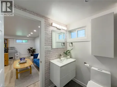 1324 Bodley Road Mississauga ON L5J 3W9
