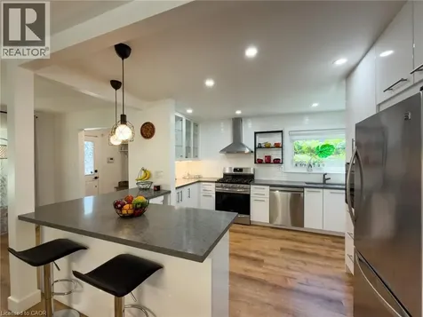 1324 Bodley Road Mississauga ON L5J 3W9