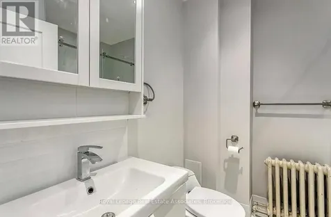 237 Lakeshore Road East Mississauga (port Credit) ON L5G 1G8