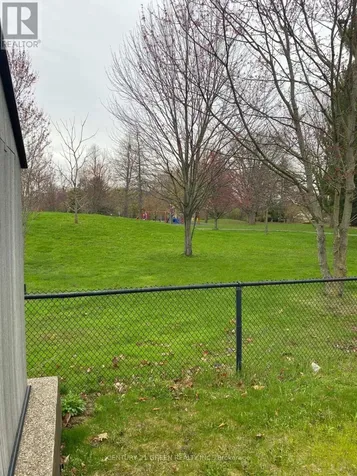 137 Spring Azure Crescent Oakville (br Bronte) ON L6L 6V8