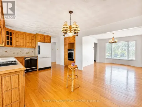 591 Laurin Street Hawkesbury ON K6A 3G6