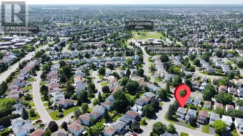 716 Levac Drive Ottawa ON K4A 2R2
