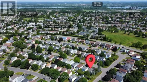 716 Levac Drive Ottawa ON K4A 2R2