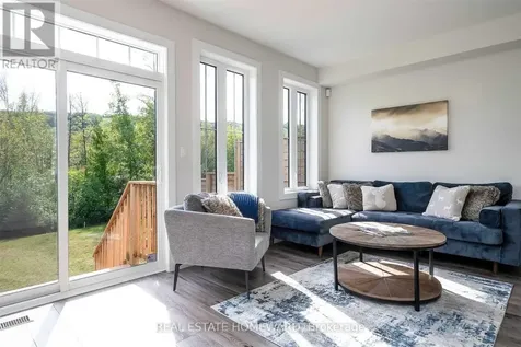 222 Yellow Birch Crescent Blue Mountains ON L9Y 0R4