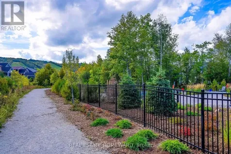 222 Yellow Birch Crescent Blue Mountains ON L9Y 0R4