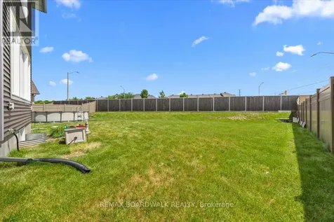 620 Barry Helman Drive Ottawa ON K2J 4S2