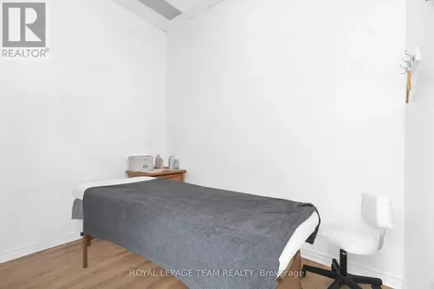 474 Hazeldean Road Ottawa ON K2L 4E5