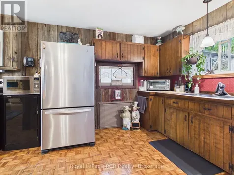 38 Upper Lorne Beach Road Kincardine ON N0G 2T0