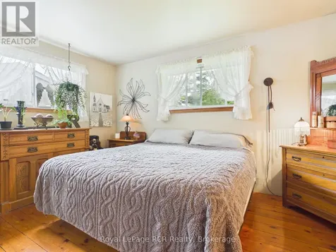 38 Upper Lorne Beach Road Kincardine ON N0G 2T0