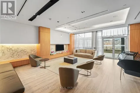 200 Sackville Street Toronto (regent Park) ON M5A 0C4