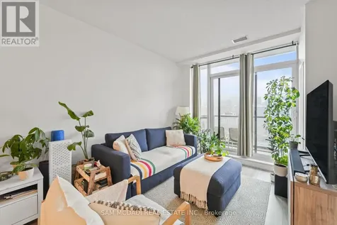 200 Sackville Street Toronto (regent Park) ON M5A 0C4
