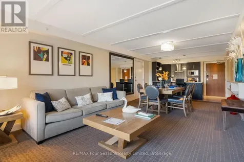 9 Harbour Street East Collingwood ON L9Y 5C5