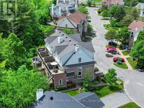1 Timberview Way Ottawa ON K2H 9M7