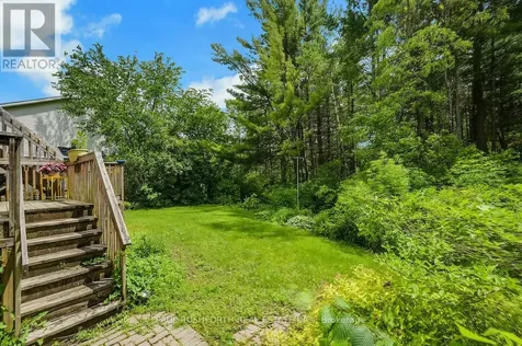 1 Timberview Way Ottawa ON K2H 9M7
