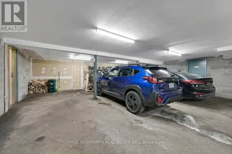 1 Timberview Way Ottawa ON K2H 9M7