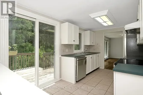 1 Timberview Way Ottawa ON K2H 9M7