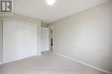 354 Rolling Meadow Crescent Ottawa ON K1W 0A7