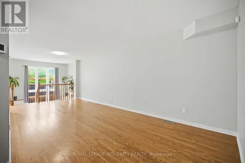 354 Rolling Meadow Crescent Ottawa ON K1W 0A7