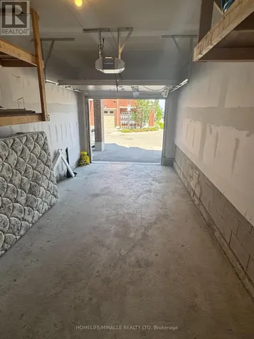 1148 Dragonfly Avenue Pickering ON L1X 0H5