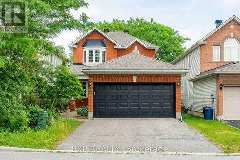 43 Trump Avenue Ottawa ON K2C 4A4