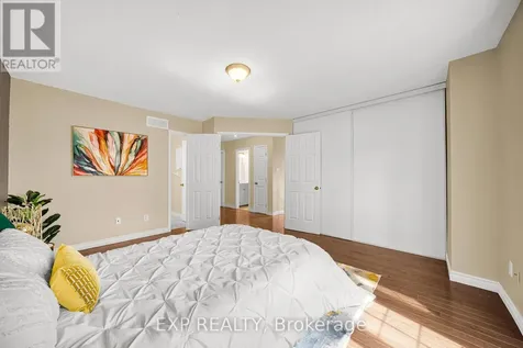43 Trump Avenue Ottawa ON K2C 4A4