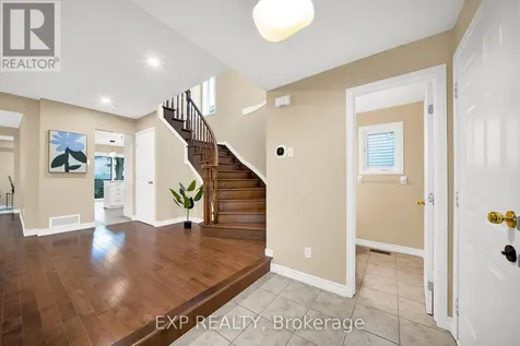 43 Trump Avenue Ottawa ON K2C 4A4