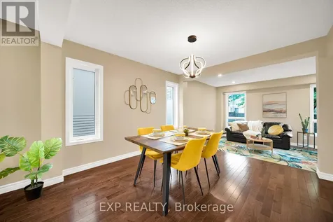 43 Trump Avenue Ottawa ON K2C 4A4