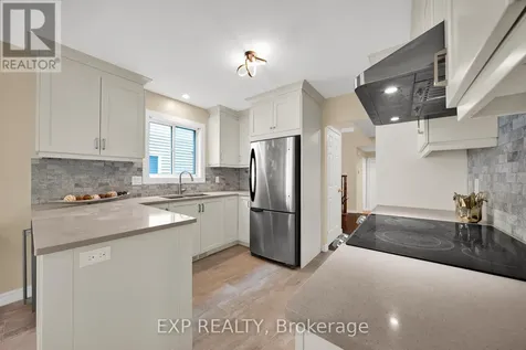 43 Trump Avenue Ottawa ON K2C 4A4
