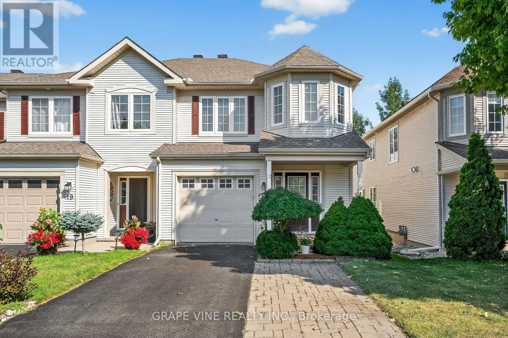 21 Fieldberry Private Ottawa ON K2J 5E8