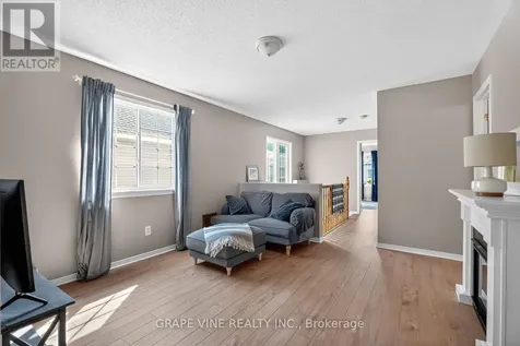 21 Fieldberry Private Ottawa ON K2J 5E8