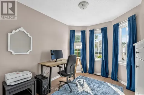 21 Fieldberry Private Ottawa ON K2J 5E8