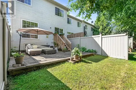 21 Fieldberry Private Ottawa ON K2J 5E8