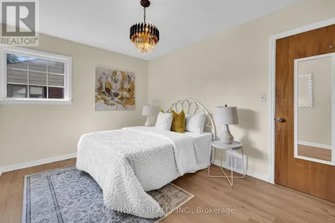 3711 Dandurand Boulevard Windsor ON N9E 2G4