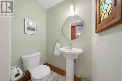 595 Besserer Street Ottawa ON K1N 6C8