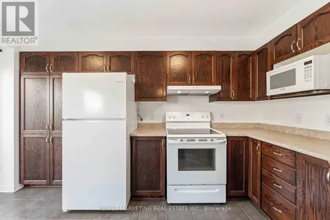 326 Applecross Crescent Ottawa ON K2K 0C4