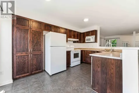 326 Applecross Crescent Ottawa ON K2K 0C4