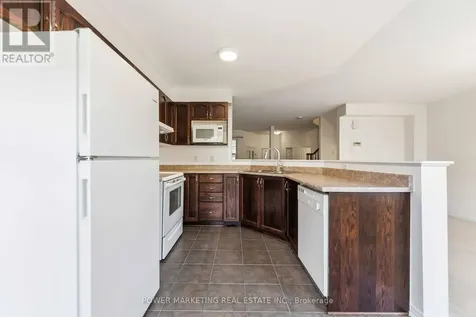 326 Applecross Crescent Ottawa ON K2K 0C4