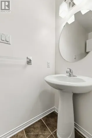 326 Applecross Crescent Ottawa ON K2K 0C4