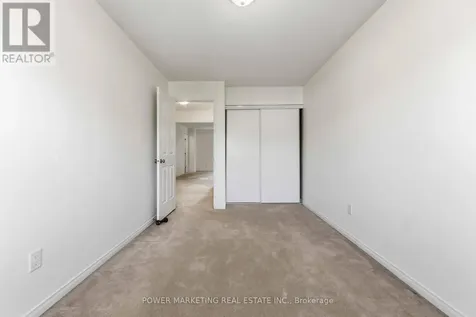 326 Applecross Crescent Ottawa ON K2K 0C4