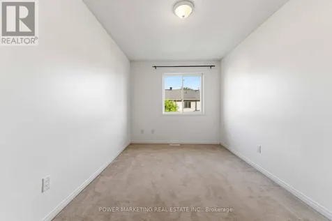 326 Applecross Crescent Ottawa ON K2K 0C4