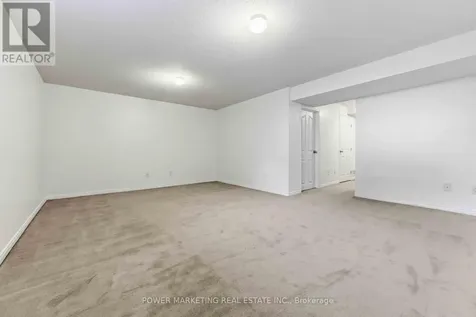 326 Applecross Crescent Ottawa ON K2K 0C4